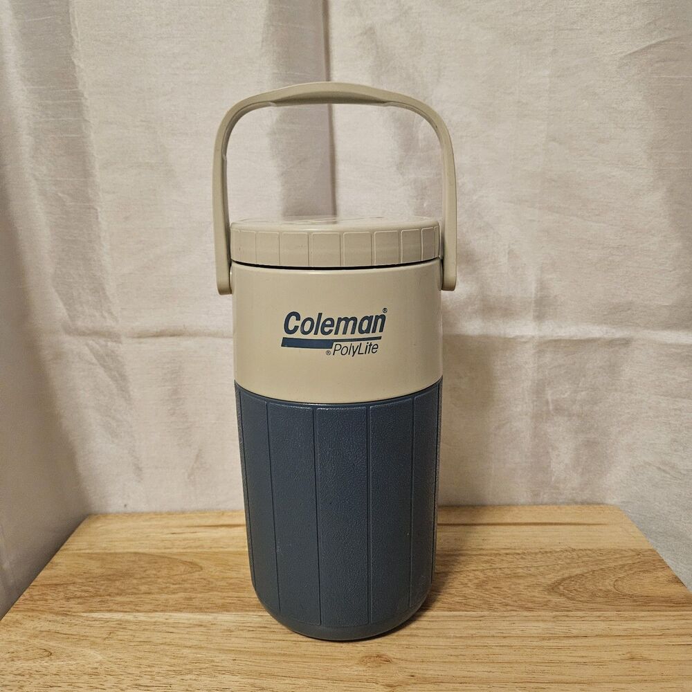 Coleman Polylite 1/2 Half Gallon Water Cooler Jug #5590 Blue & White